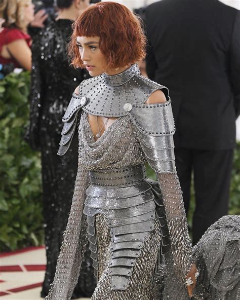 Zendaya on Twitter | Fashion, Fantasy fashion, Armor dress