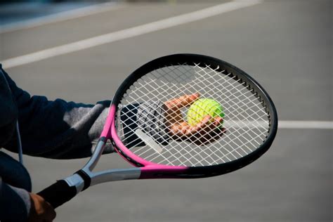 Types of Tennis Strings Explained