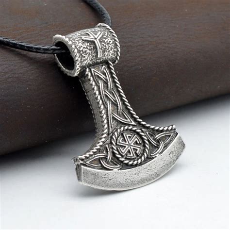 1pc Norse Viking Rune Necklace Handmade Celtics Viking Hammer Amulet Necklace For Men Talisman ...