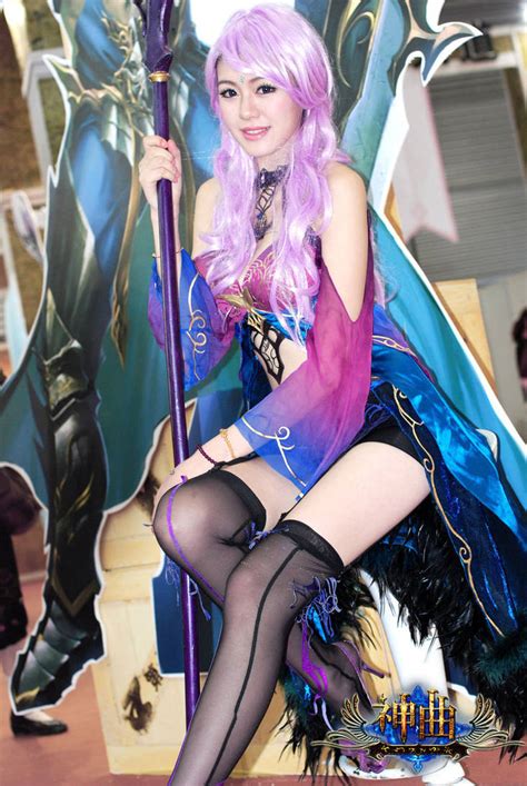 sorceress cosplay by leselyarcher11 on DeviantArt