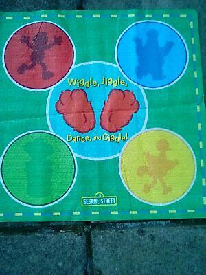 VINTAGE SESAME STREET "Wiggle Giggle Dance And Giggle" Play Mat £2.95 - PicClick UK