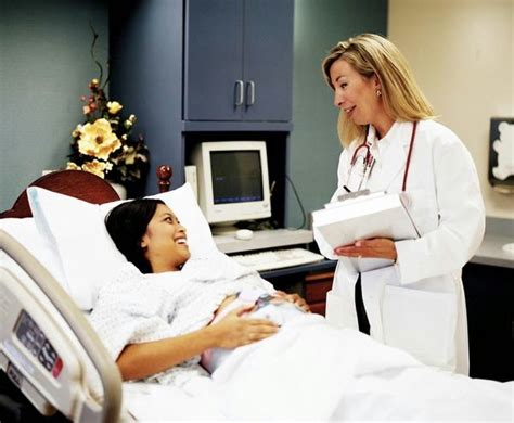 Obstetrician & Gynecologist Doctors: How to Find an OBGYN Doctor to ...