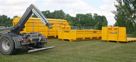 Hooklift Containers | Hooklift Solutions | Stronga Transport Equipment