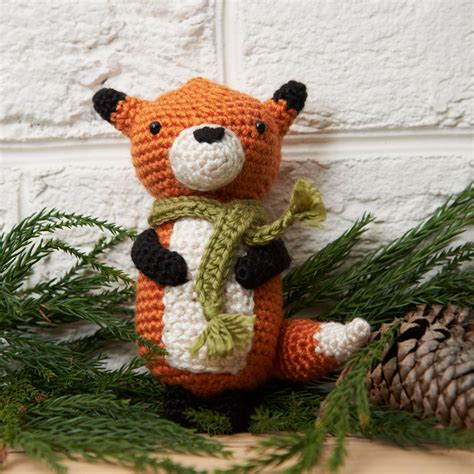 Free Easy Red Heart Fox Ornament Crochet Pattern | Yarnspirations