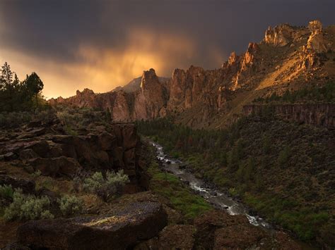 Wallpaper Oregon, USA, canyon, crooked river, rocks, evening 1920x1440 HD Picture, Image