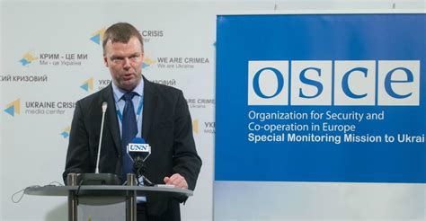 International Monitors: Ukraine Cease-Fire 'On Thin Ice'