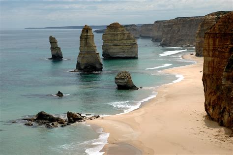 12 apostles on the Great Ocean Road, Victoria, Australia image - Free ...