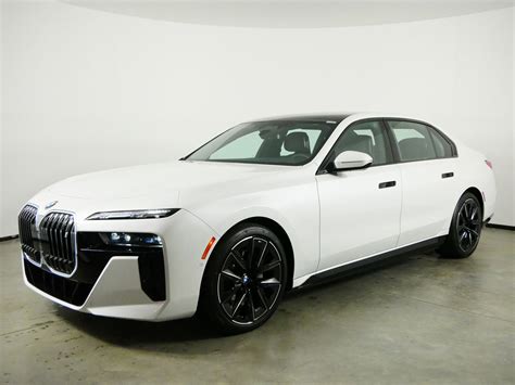 New 2023 BMW i7 xDrive60 Sedan in Rochester #43186 | Luther Park Place BMW