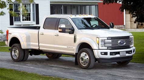 2017 Ford F-450 Platinum Crew Cab - Wallpapers and HD Images | Car Pixel