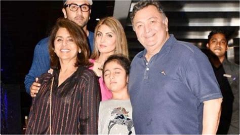 'How I wish this picture could remain complete as is': Neetu Singh fondly remembers Rishi Kapoor ...