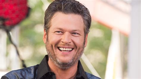 Blake Shelton Used to Fight His Pet Turkey Every Day