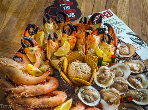 Best Seafood Restaurants In Florida - Buddy The Traveling Monkey