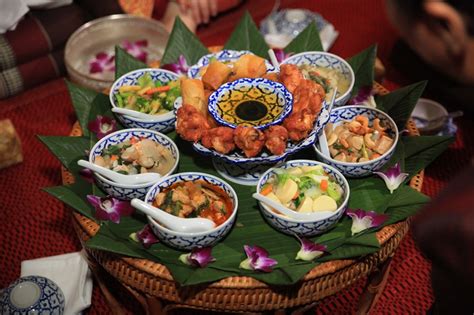 A Thai wedding feast menu - Thailand Weddings