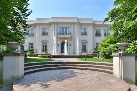 Robert Herjavec's 16 High Point Road Asks $18.8M | Better Dwelling