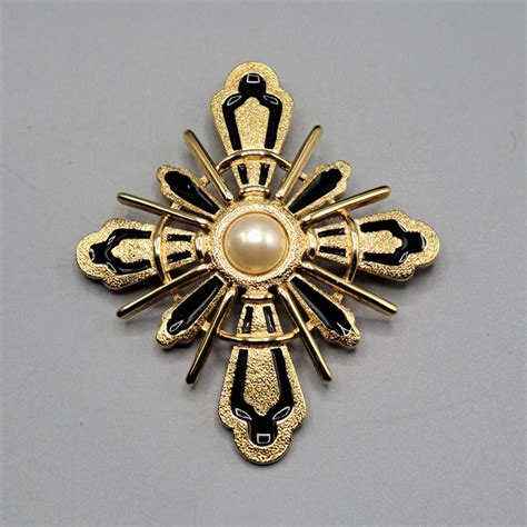 Vintage MONET Maltese Cross Brooch Gold Tone Black En… - Gem