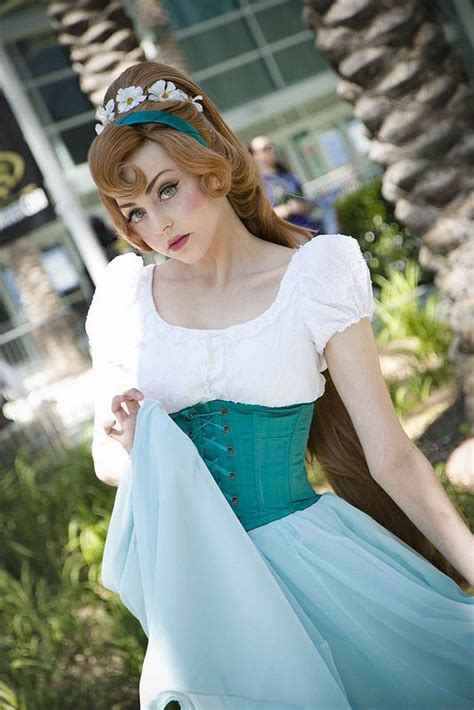 WonderCon 2017: Thumbelina | Cosplay outfits, Disney princess cosplay, Princess cosplay