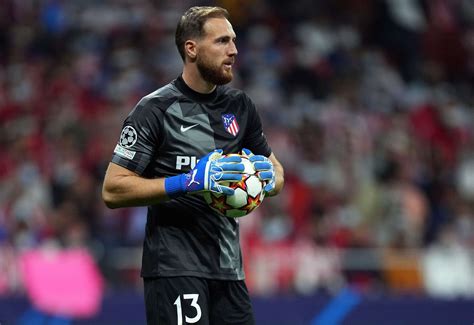 Jan Oblak and Thomas Lemar extend contracts with Atlético Madrid - Get ...