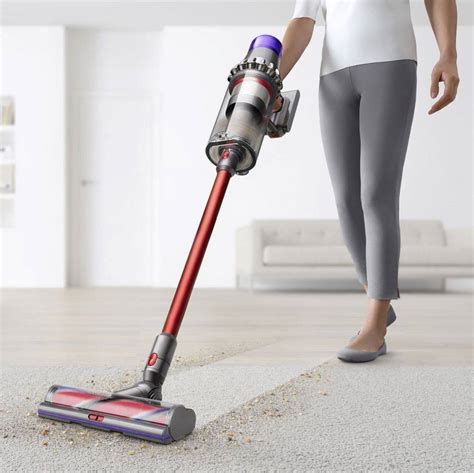 For The Home Australia | Keep Your HOME SPOTLESS With DYSON’S Most POWERFUL CORDLESS VACUUM!