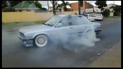 HomeBoys Crew | BMW E30 Car Showcase | Spinning and Burnouts | Gusheshe 325i Kasi Style - YouTube