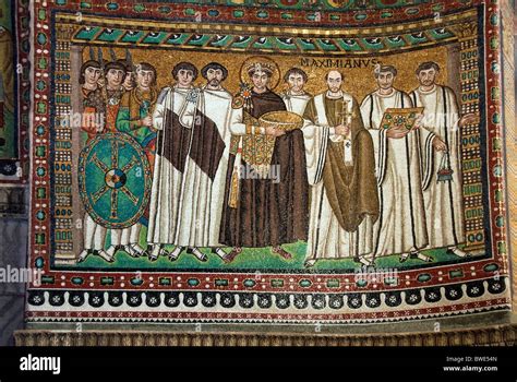 Mosaic of Emperor Justinian and his retinue Inside the Basilica of San Vitale, Ravenna Stock ...