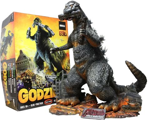 Godzilla 1:144 Scale Model kit | FabGear USA | Classic Sci-Fi Toys ...