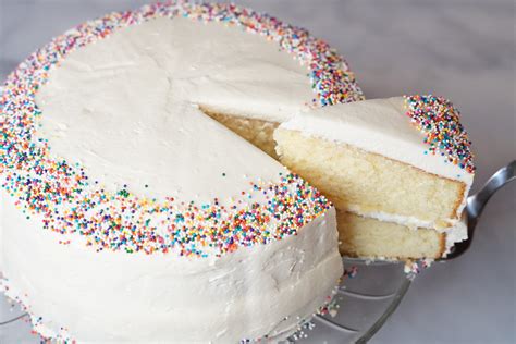 Vanilla Cake Recipe - A Fairytale Flavor