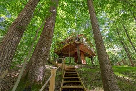 Hocking Hills Treehouse Cabins - Hocking Hills Cottages and Cabins