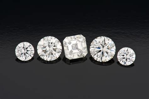 Lab-Grown Diamond Jewelry | What are Synthetic Diamonds? | GIA