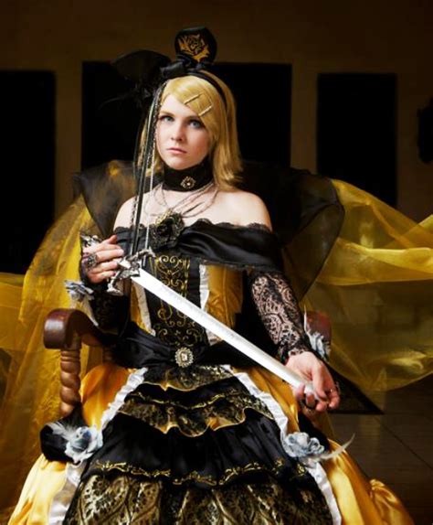 Rin Kagamine from Daughter of Evil Cosplay | Servant of evil, Vocaloid cosplay, Vocaloid