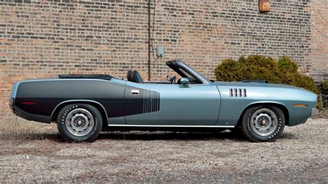 Rare 1971 Plymouth Hemi 'Cuda Convertible Is Heading to Auction