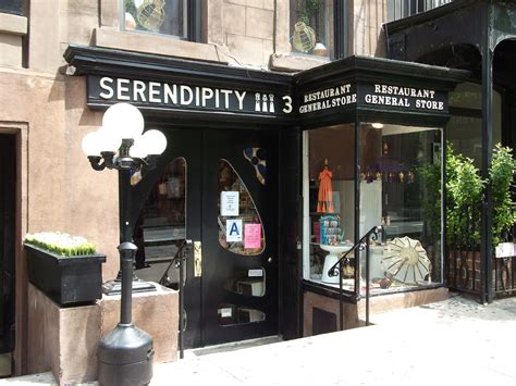 Serendipity in New York - I just want a frozen hot chocolate from here. | Cafe new york ...