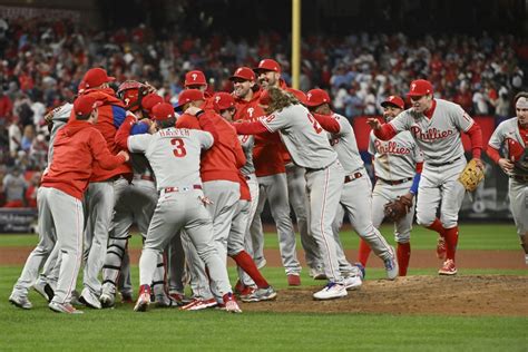 Philadelphia Phillies Advance to NLDS, Win First Playoff Series Since ...