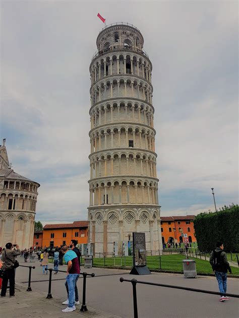 The Leaning Tower of Pisa - 🏅TravBlog.com - Travel tips, things to do and manymore