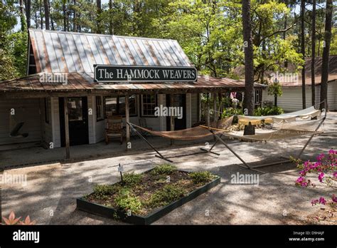 "The Hammock Weavers" at The Hammock Shops, Pawleys Island, South Carolina, USA Stock Photo - Alamy