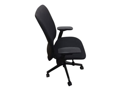 Steelcase Amia Chair