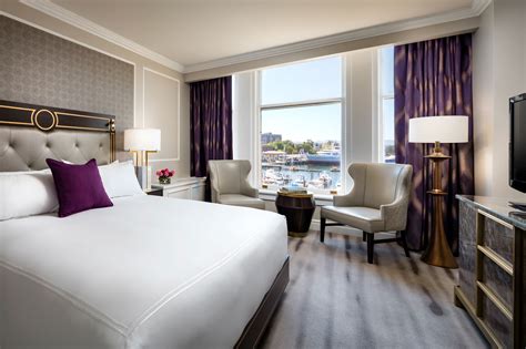 Best Hotel Rooms & Suites Victoria BC | Fairmont Empress