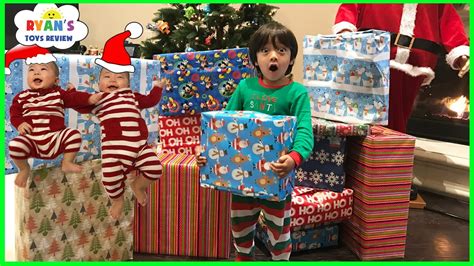 Christmas Morning 2016 Opening Presents with Ryan ToysReview