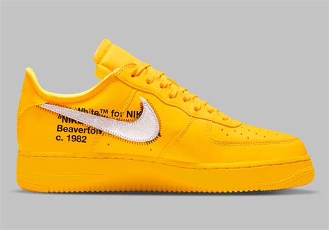 🥇 CUERO AMARILLO EN LAS NUEVAS AIR FORCE 1 OFF WHITE ...