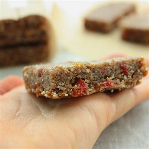 Higher Protein Raw, Vegan Snack Bars. Easy to Customize! | The Full Helping