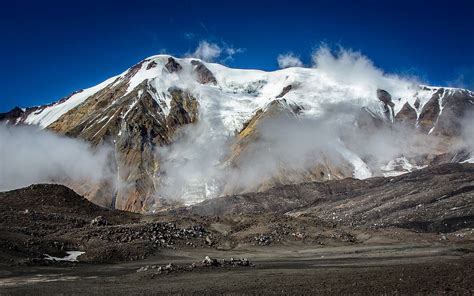 Top 10 Amazing Facts about Volcanoes of Kamchatka - Discover Walks Blog