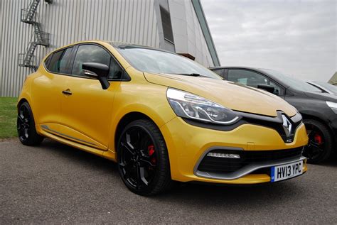 RenaultSport Clio Colour's & Code's - RenaultSportClub.co.uk