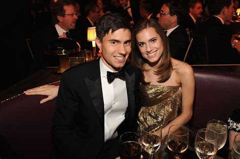 Allison Williams' Wedding: Actress Marries Ricky Van Veen in Secret | Glamour