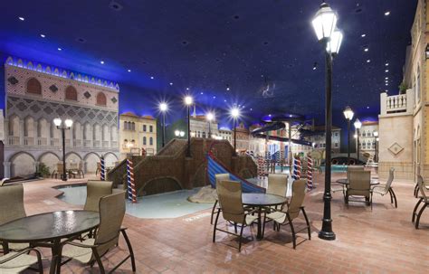 Photos - Venetian Indoor Waterpark