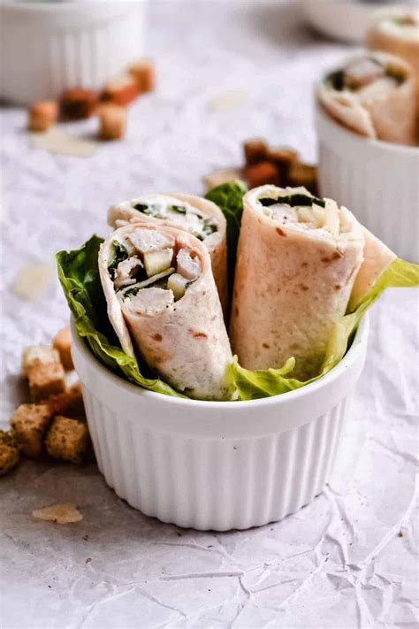 Chicken Caesar Salad Wraps - Easy Chicken Recipes (VIDEO!!)