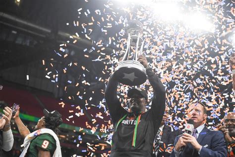 FAMU football coach Willie Simmons joins exclusive club of revered coaches with latest honor