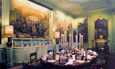 The Royals at Christmas: Inside Sandringham House - Scene Therapy ...