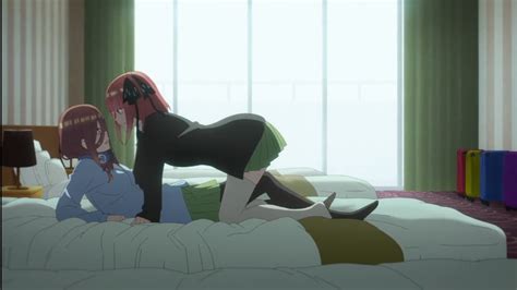 two women, bed, Nakano Nino, indoors, sisters, women indoors, in bed, Nakano Miku, 5-toubun no ...