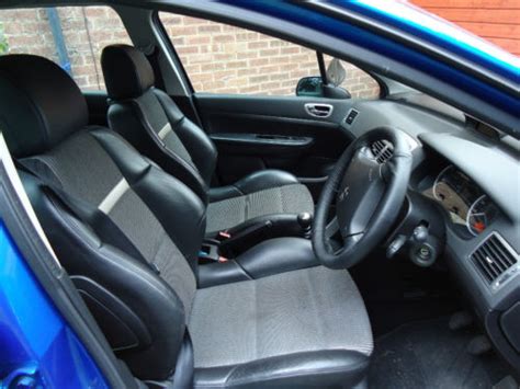 2004 Peugeot 307 - Interior Pictures - CarGurus