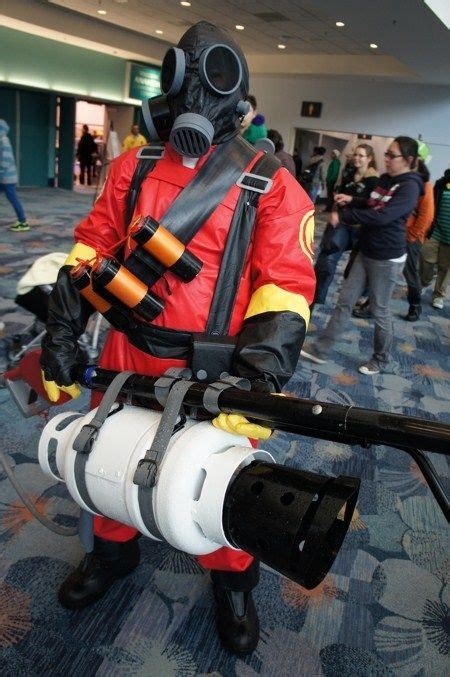 Pin by Klaaus Szwanzig on Cosplay | Team fortress 2, Tf2 cosplay, Team fortress