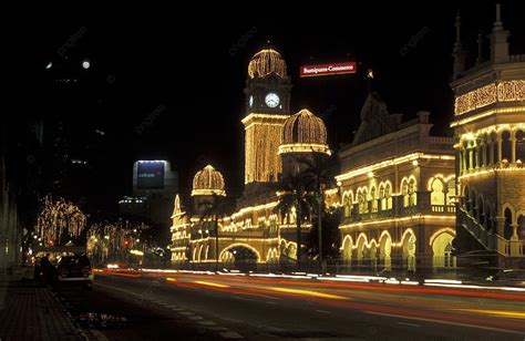 The Sultan Abdul Samad Palace At The Merdeka Square Photo Background ...